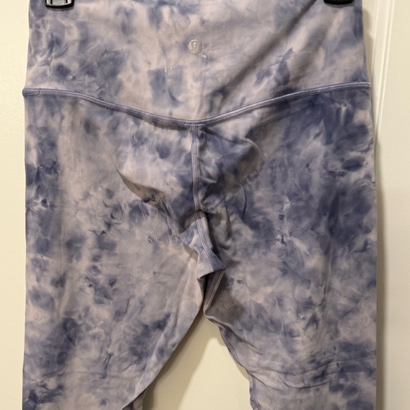 Lululemon Align Crop 21" in Diamond Dye Iced Iris Size 8 - Picture 6 of 11